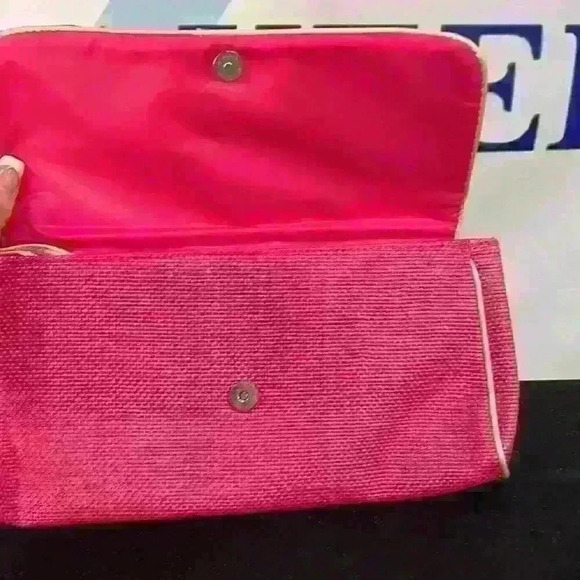 Charming Charlie’s women’s clutch purse - Picture 4 of 5